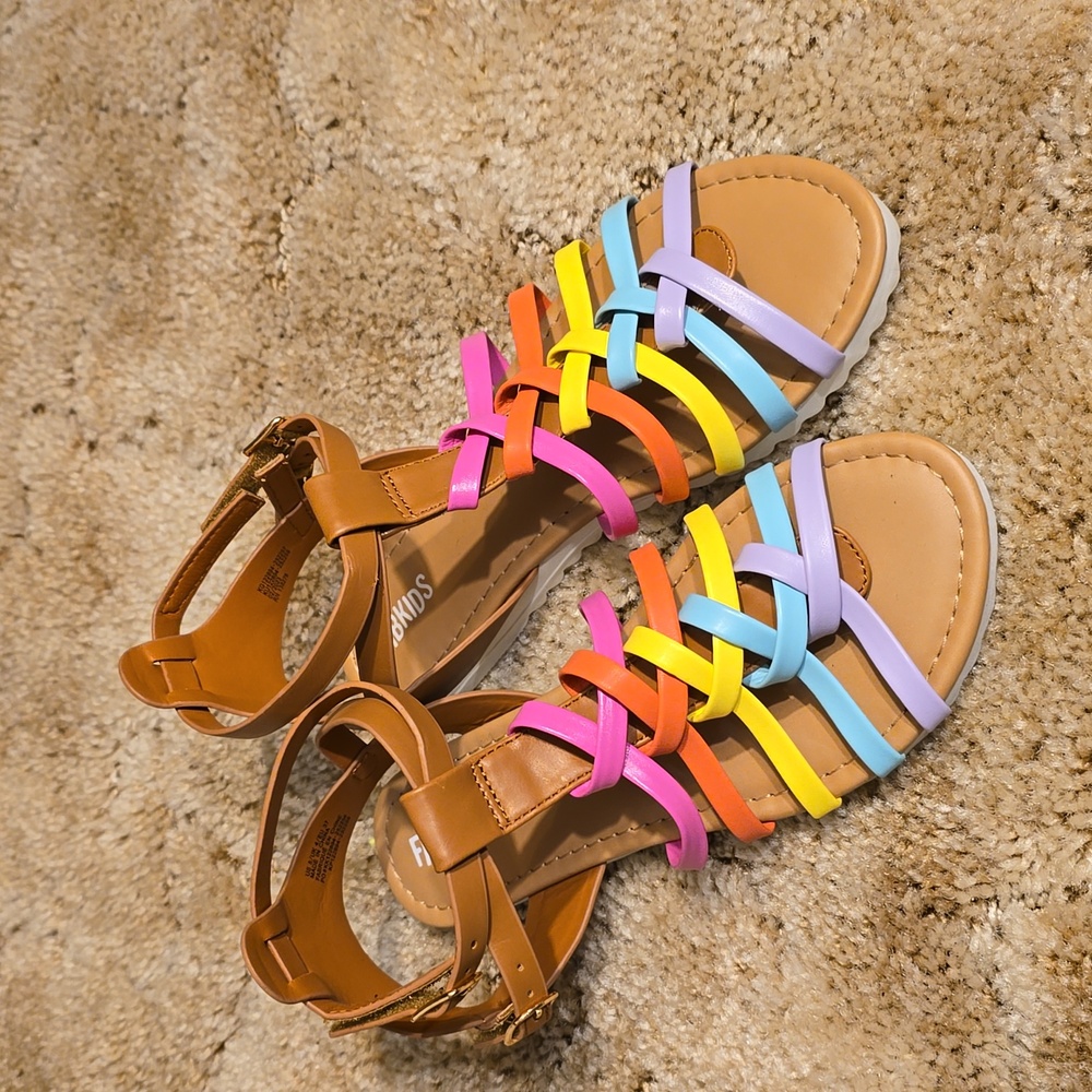 Fabkids rainbow sandals